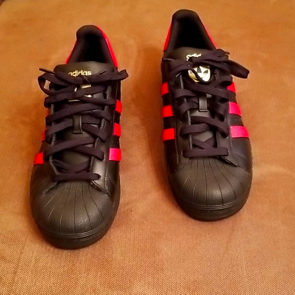 Adidas shell head 3 banded ortholite sneakers men's size 7, women's size 9